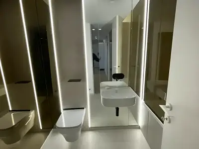 Baie cu dotari in apartament de inchiriere Sector 6 Bucuresti